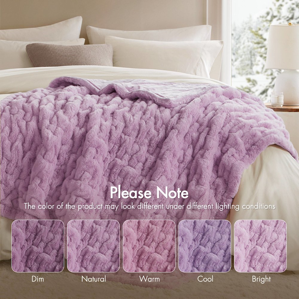 Ruched Fur Throw, Purple color. Picture 2