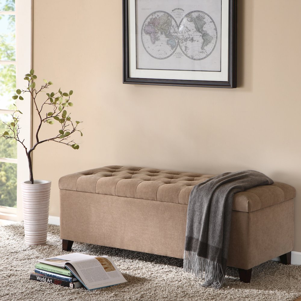 Tufted Top Soft Close Storage Bench. Picture 3