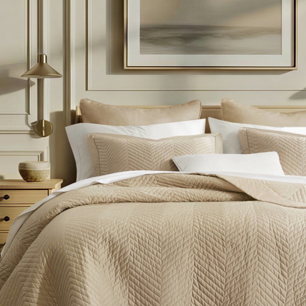 Liam Hotel 3 Piece Cotton Quilt Set. Picture 5
