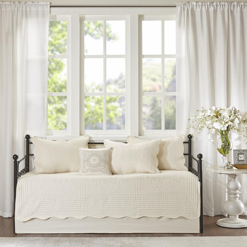 6 Piece Reversible Scalloped Edge Daybed Cover Set. Picture 2