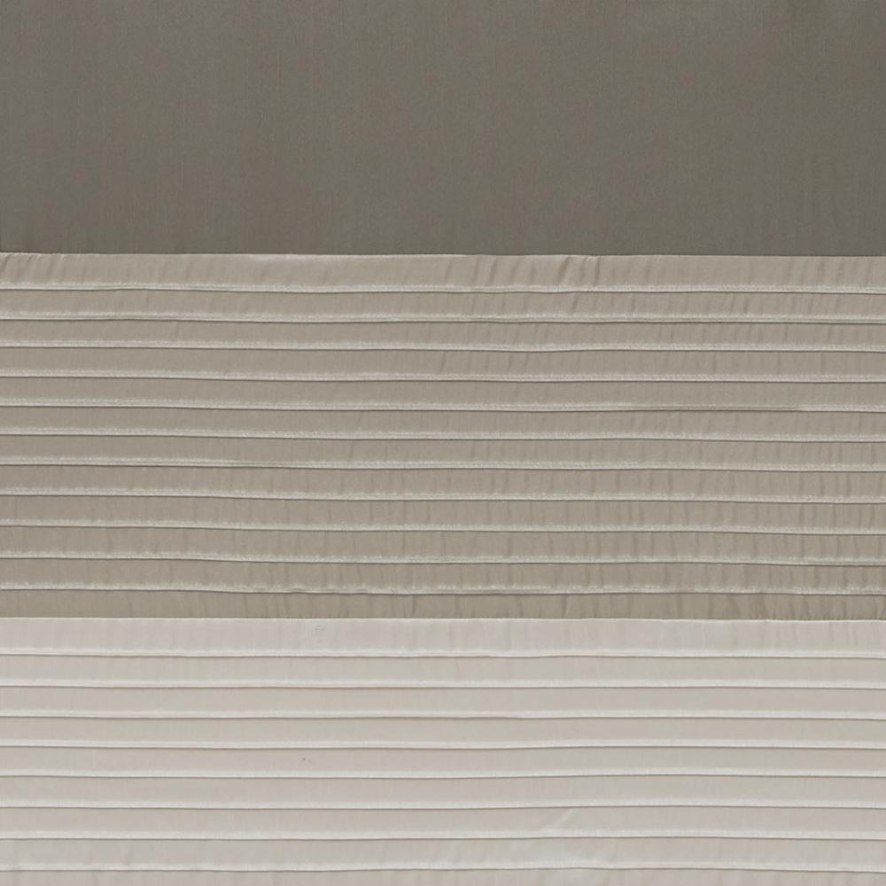 Polyoni Pintuck Curtain Panel. Picture 1