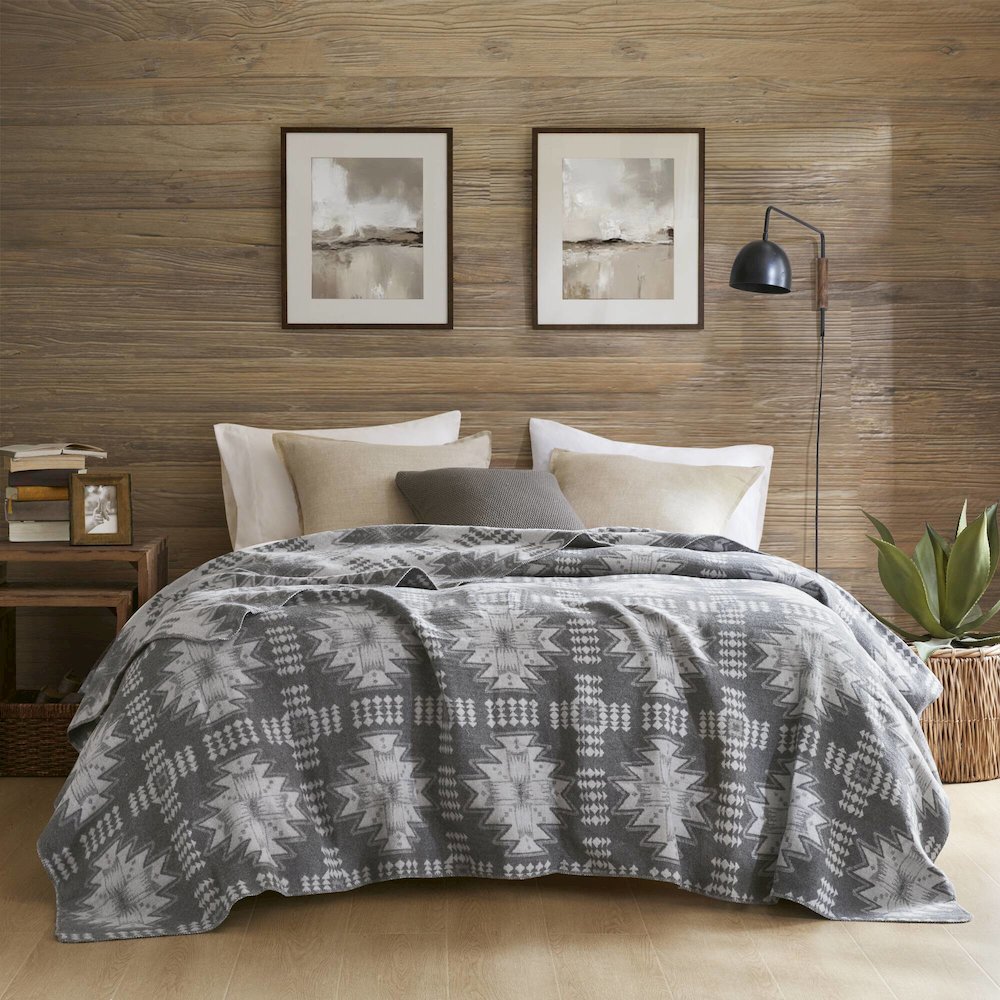 Alberta Cotton Blend Blanket. Picture 1