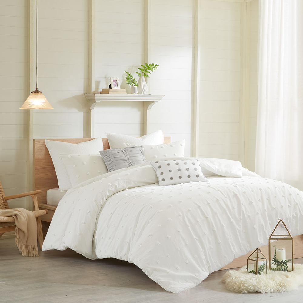 Cotton Jacquard Duvet Cover Set with Euro Shams and Throw Pillows. Picture 5