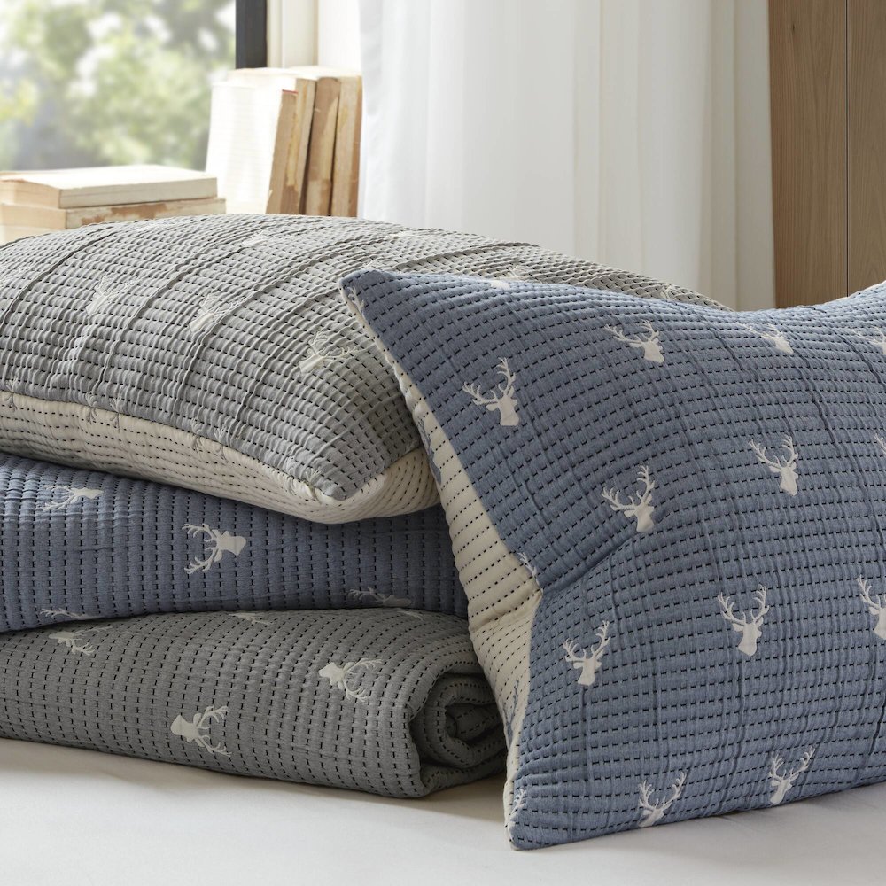 Keystone Throw/Pillow Set, Grey color. Picture 5