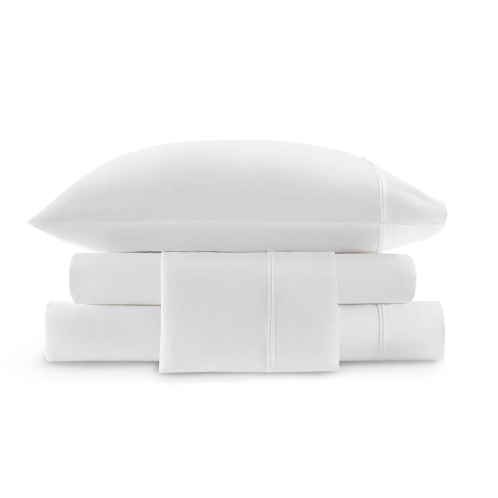 Sateen Sheet Set, White color. Picture 1