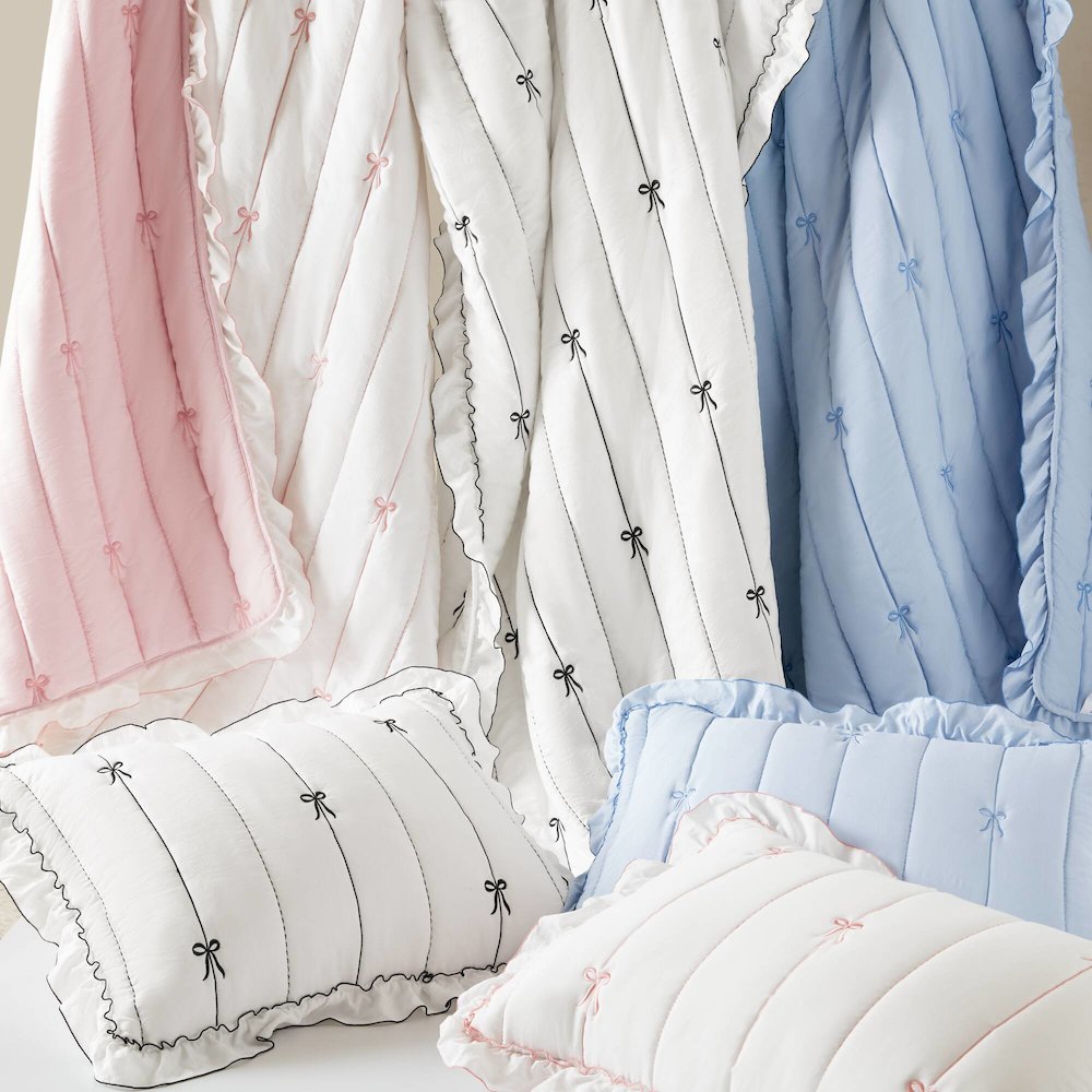 Liv Quilt Set. Picture 2