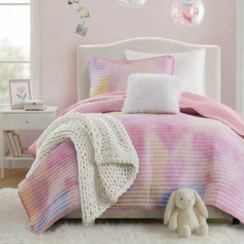 Cassiopeia Watercolor Tie Dye Printed Quilt Set with Throw Pillow. Picture 1