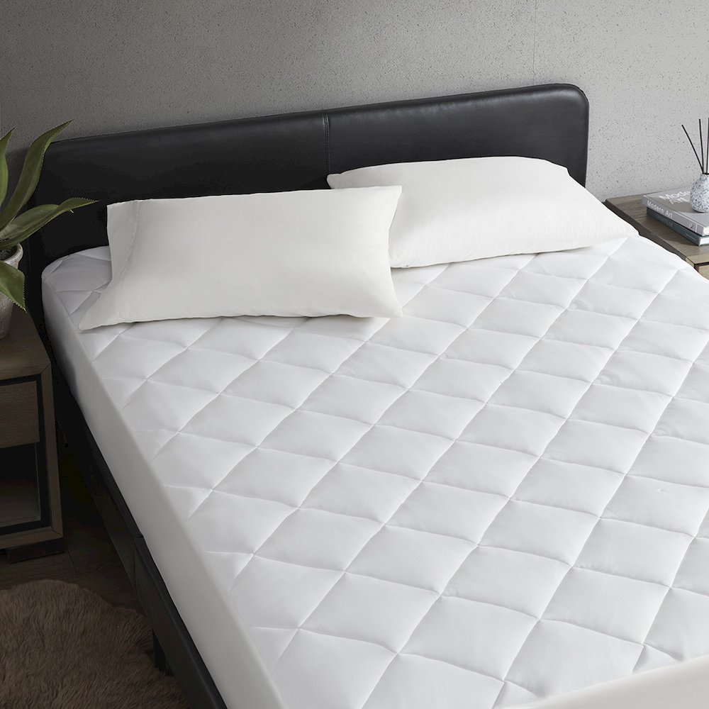 Cooling Touch Overfilled Deep Pocket Mattress Pad in White Color. Picture 4