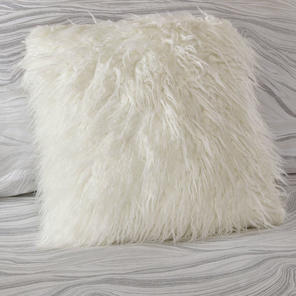 Hollywood Glam Comforter Set, White color. Picture 5