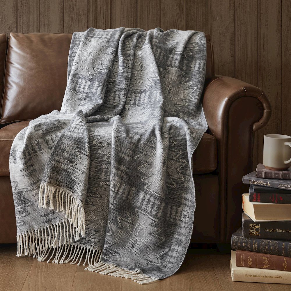 Alberta Cotton Blend Throw. Picture 1