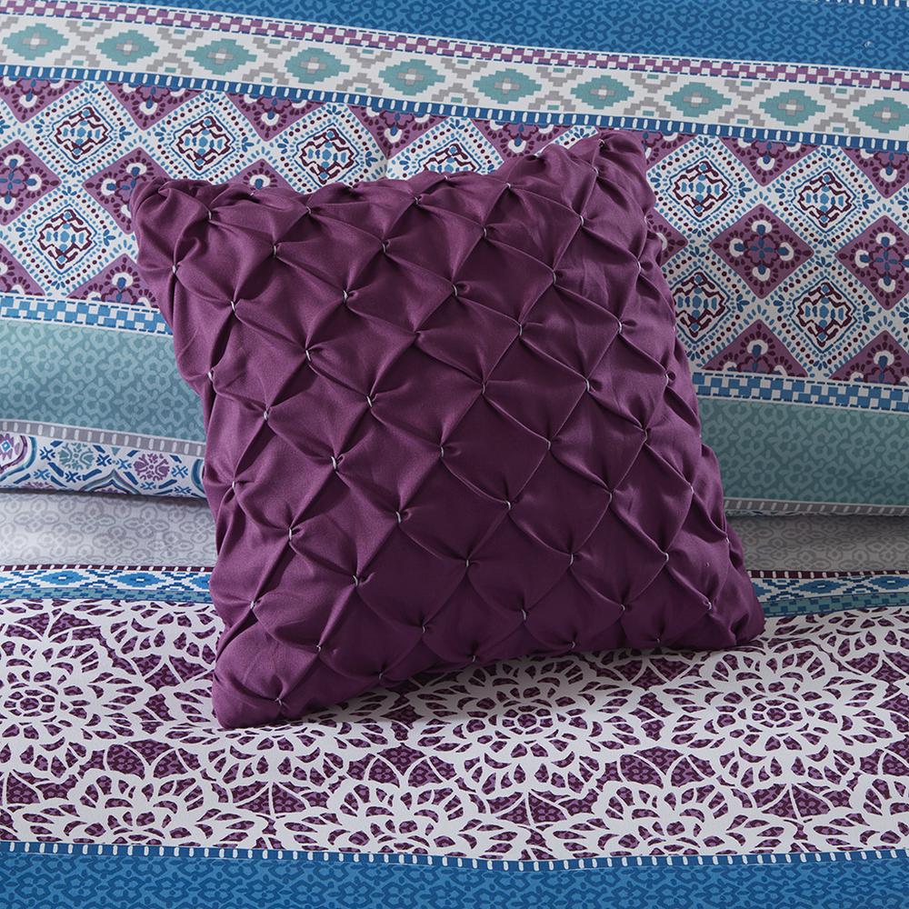 Comforter Set. Picture 2