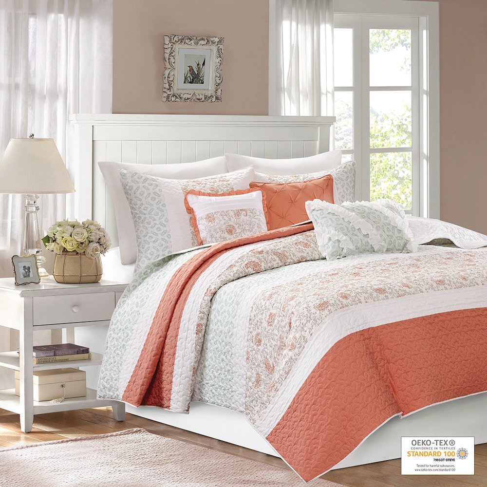 6 Piece Cotton Percale Quilt Set with Throw Pillows. Picture 4