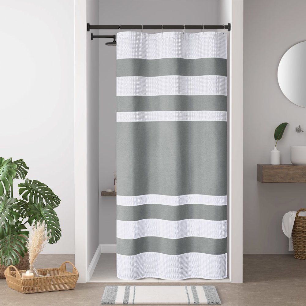 Shower Curtain with 3M Treatment. Picture 1