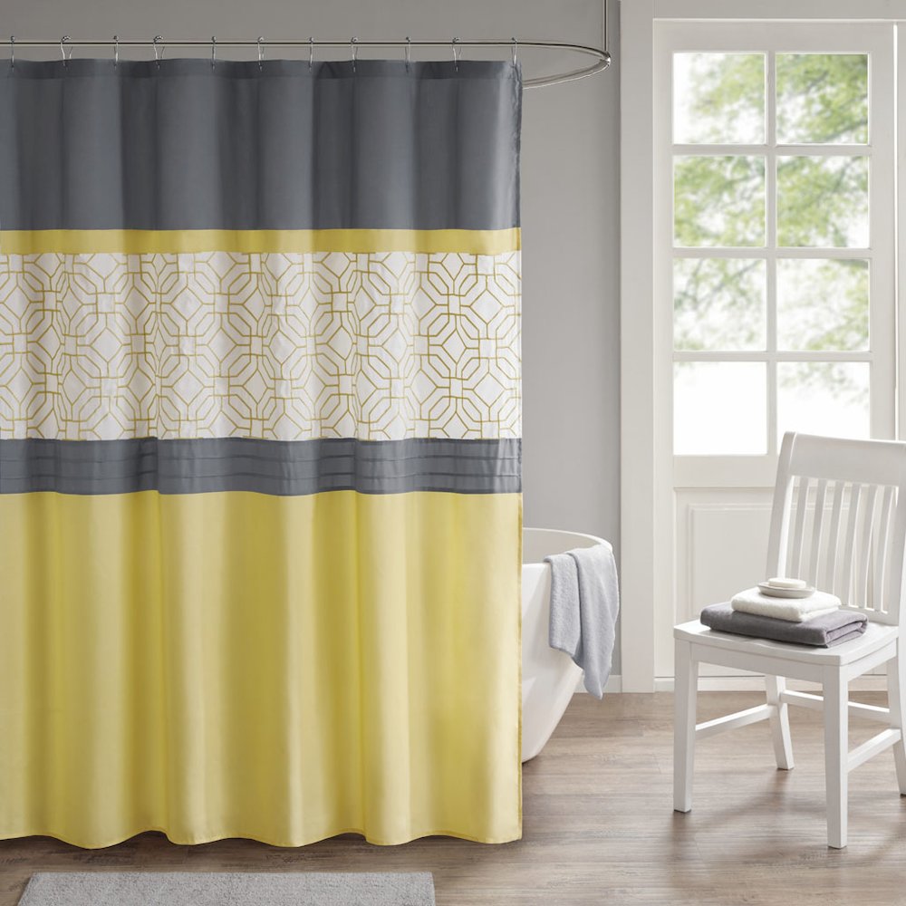 Embroidered and Pieced Shower Curtain. Picture 4