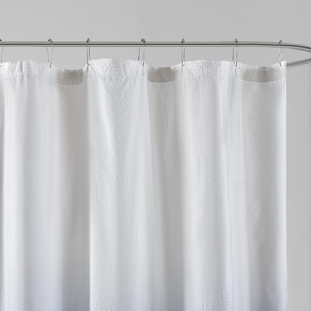 Ombre Printed Seersucker Shower Curtain. Picture 5