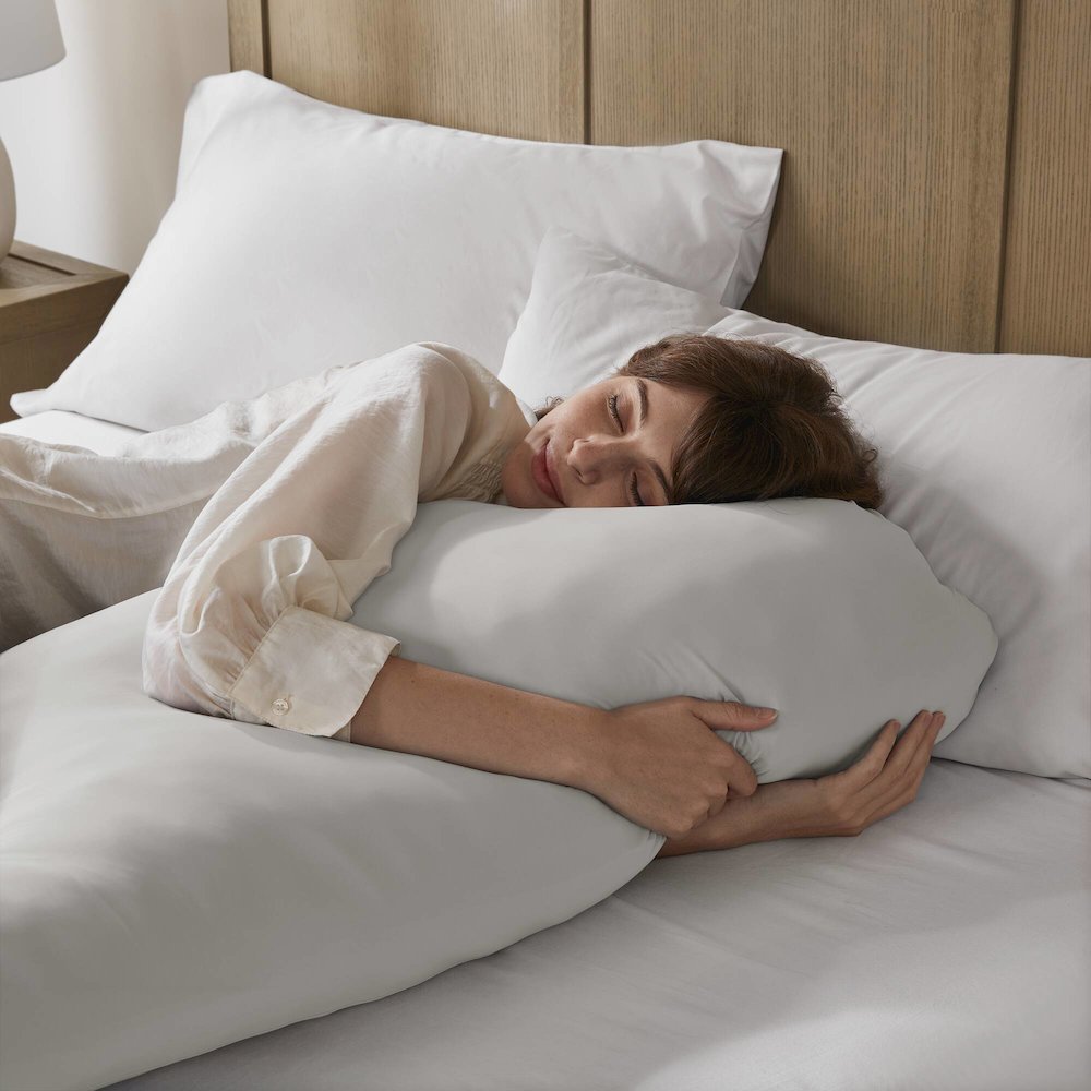 Lumi cooling body pillow. Picture 3