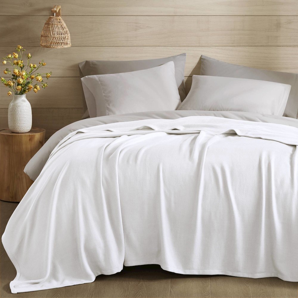 Bamboo Cotton Rayon from Bamboo Cotton Blanket, White color. Picture 2