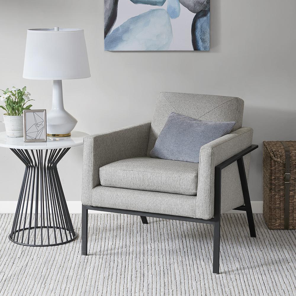 Accent Chair. Picture 4