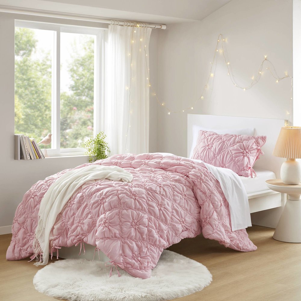 Lily 2PCS Comforter Set, Pink color. Picture 4