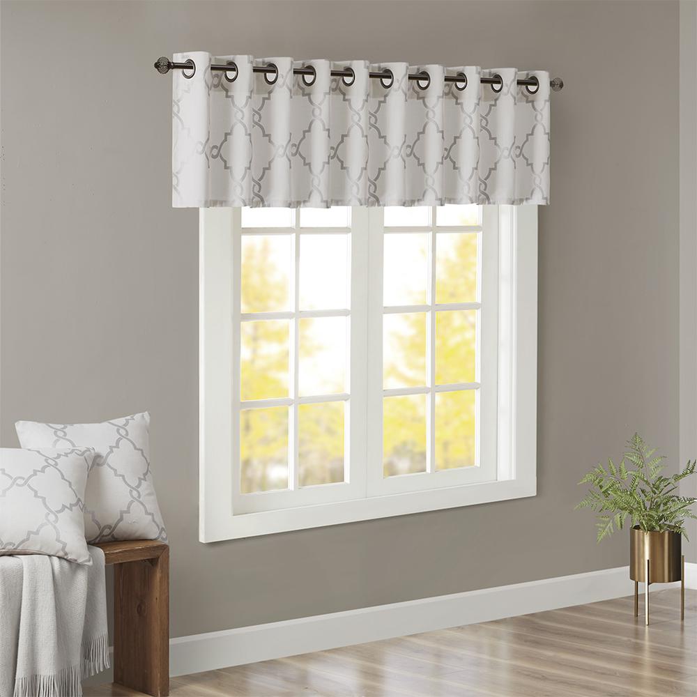 Fretwork Print Grommet Top Window Valance. Picture 3