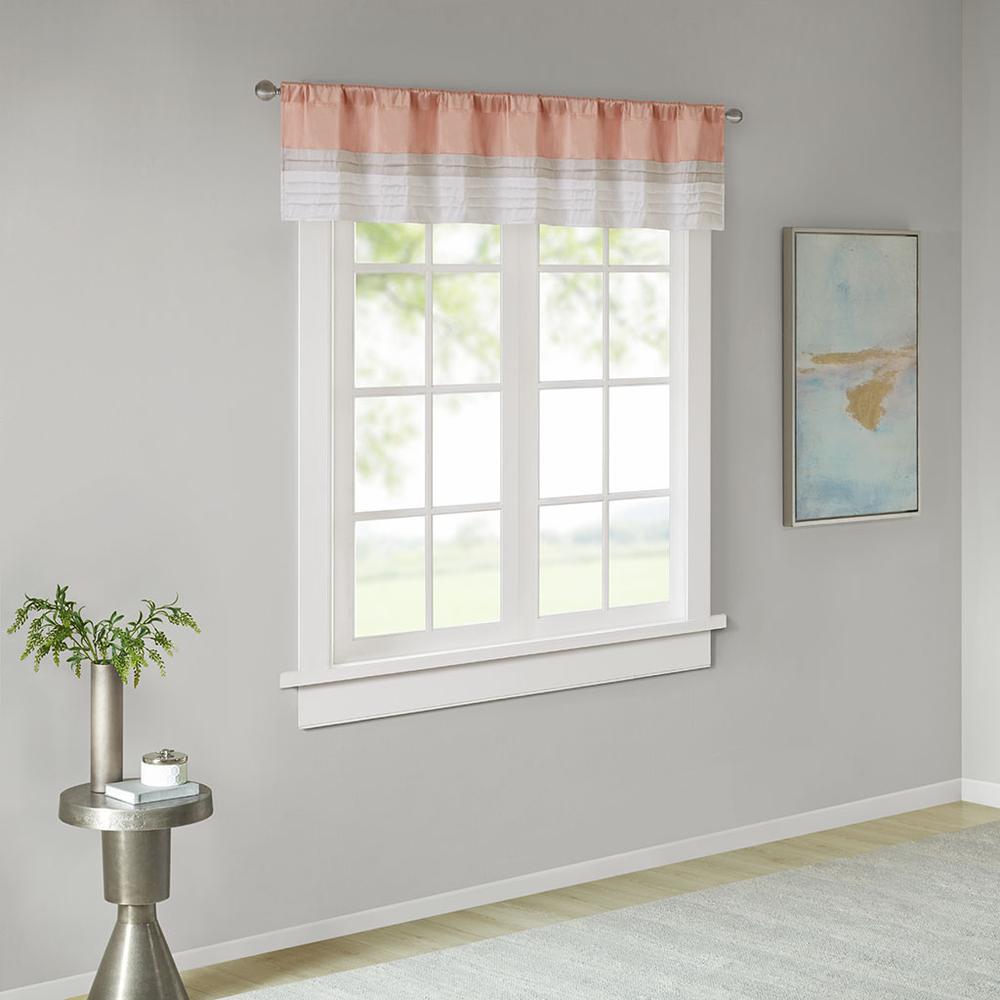 Polyoni Pintuck Valance. Picture 5