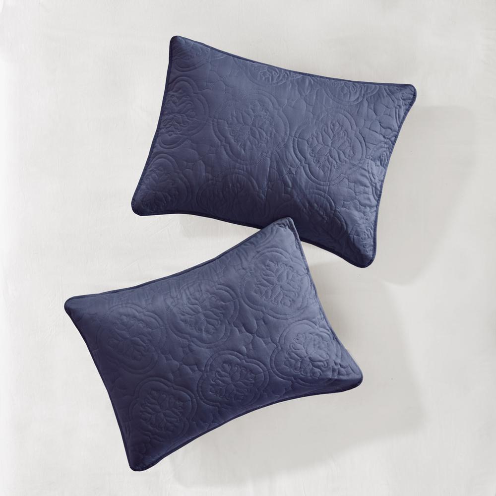 Oakley 3 Piece Reversible Bedspread Set, Navy color. Picture 2