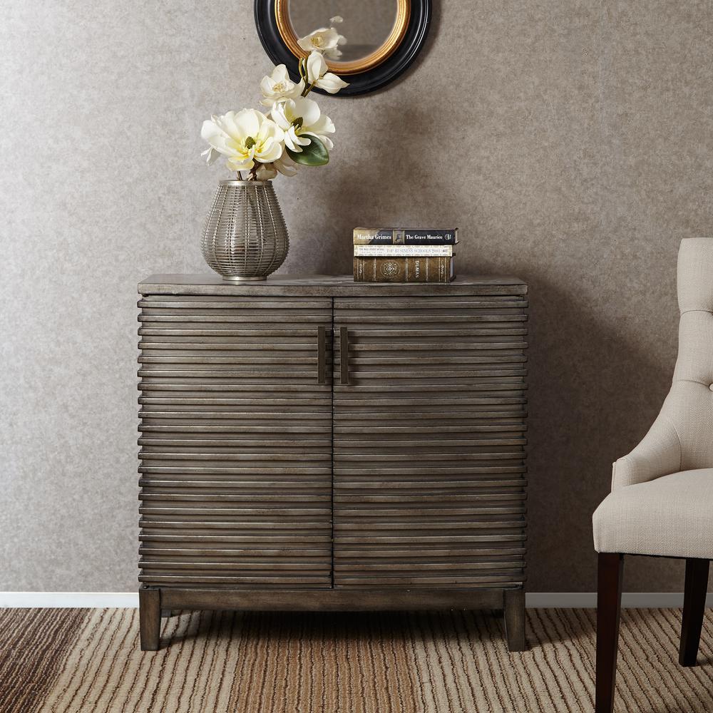 Accent Chest. Picture 4