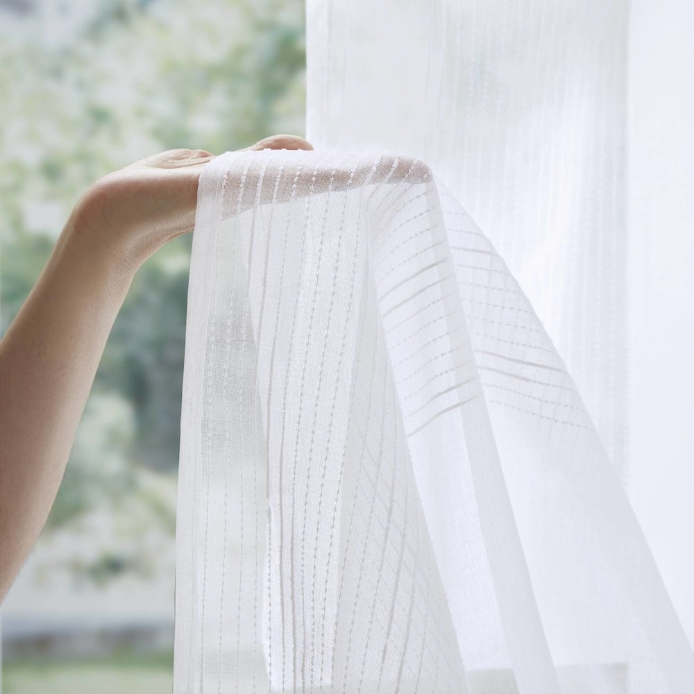 Anna Sheer Shower Curtain, White color. Picture 5