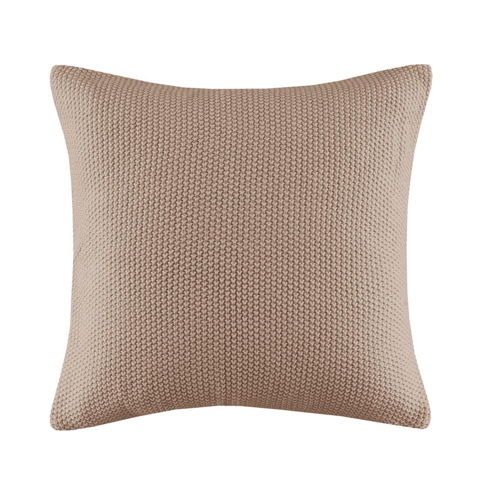 Square Pillow Cover. Picture 1