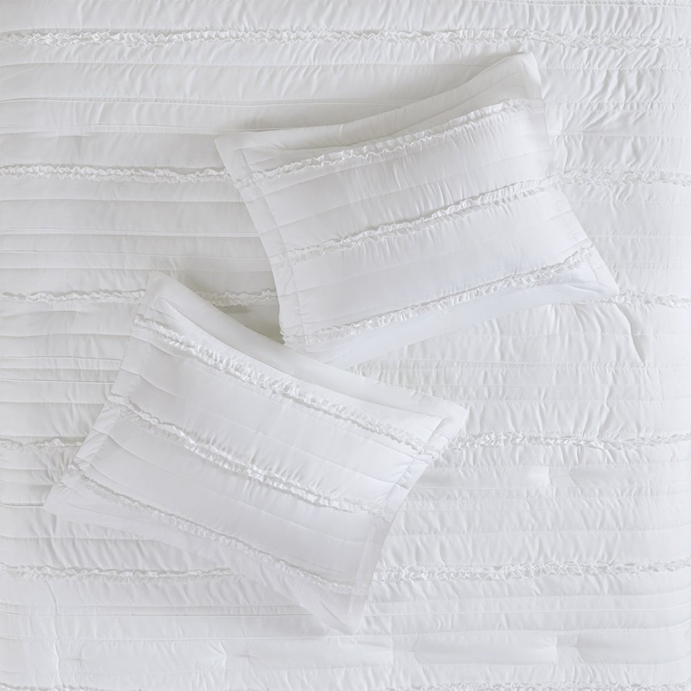 5 Piece Comforter Set. Picture 1