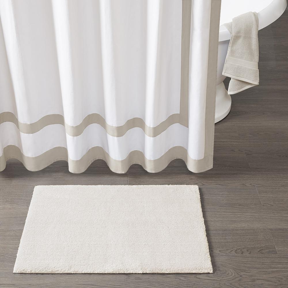 Bath Rug. Picture 2