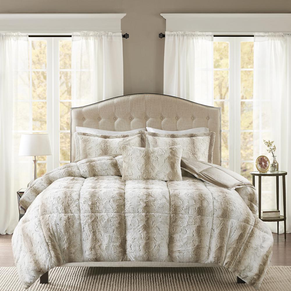 4PC Faux Fur Comforter Set. Picture 5