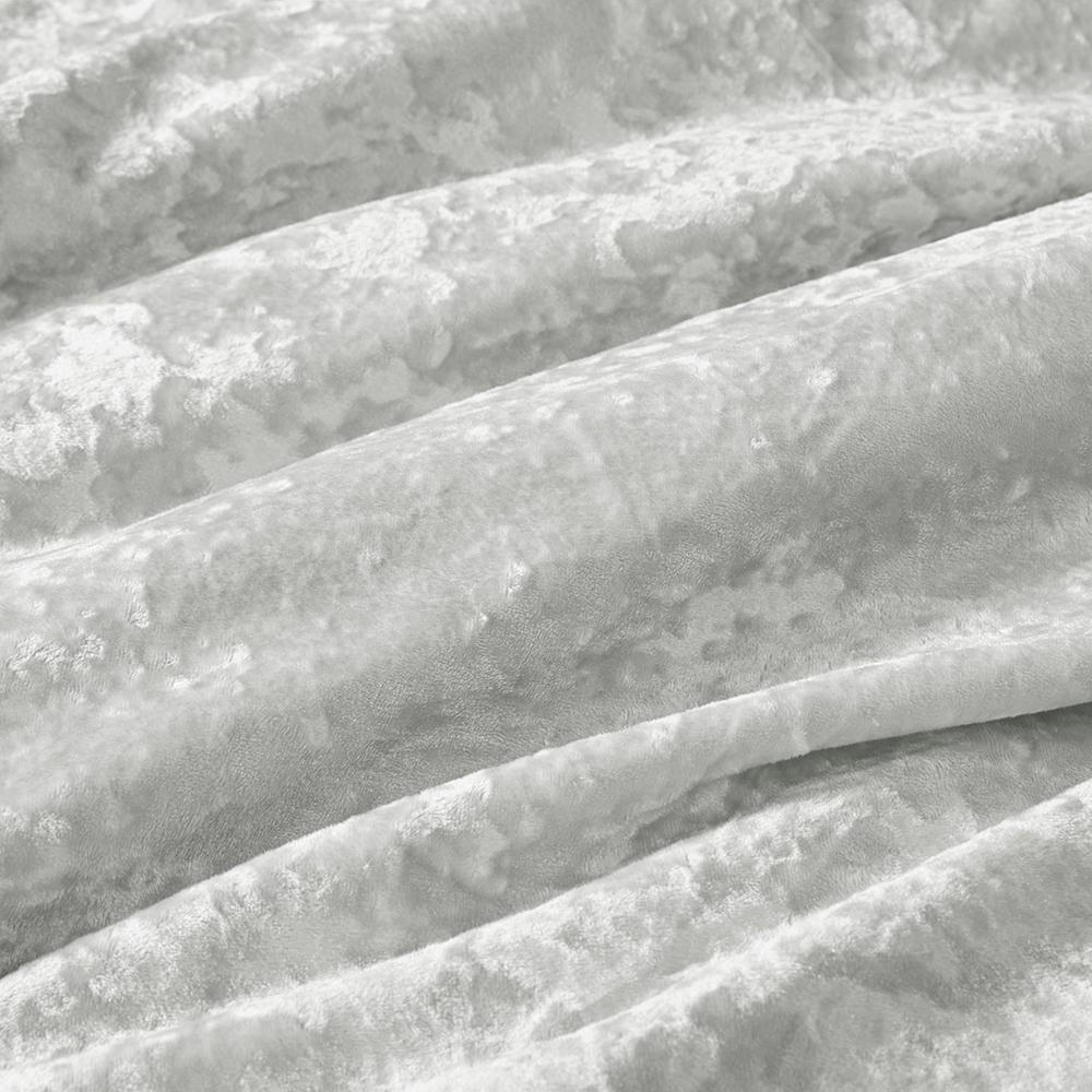 Crushed Velvet Sherpa Reversible Comforter Set. Picture 2