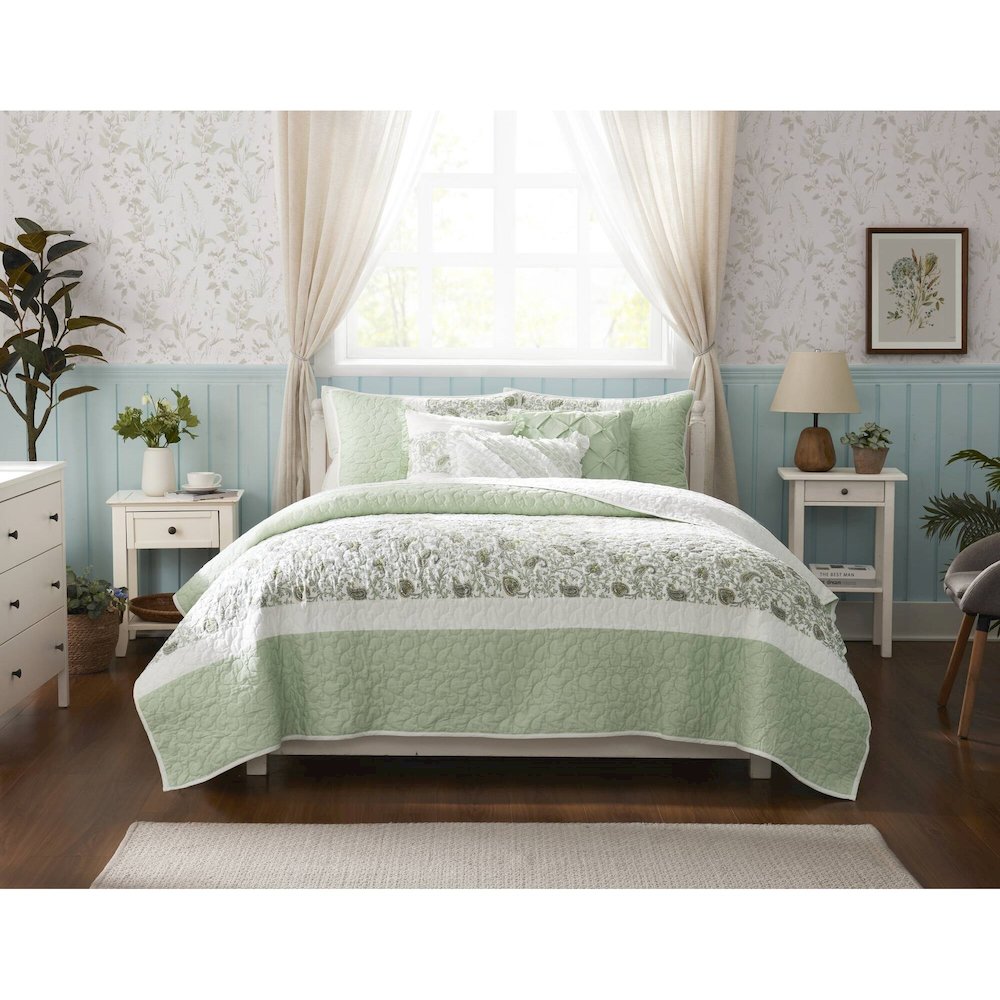 6 Piece Cotton Percale Quilt Set with Throw Pillows. Picture 5