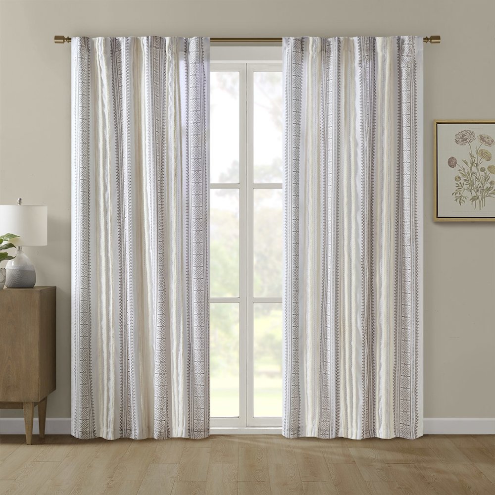 Samara Poly Printed Curtain Panel with Tufted Stripe and Lining. Picture 5