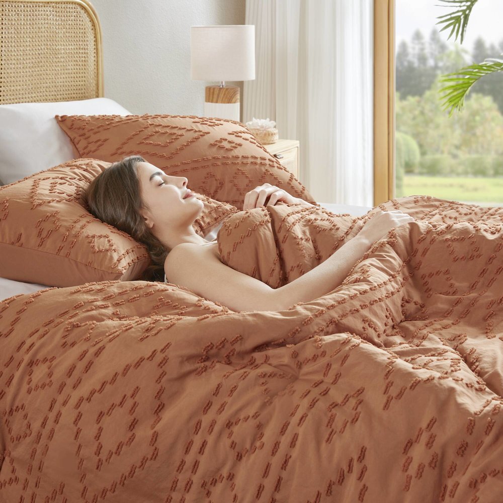 Gigi Comforter Mini Set, Terracotta color. Picture 4