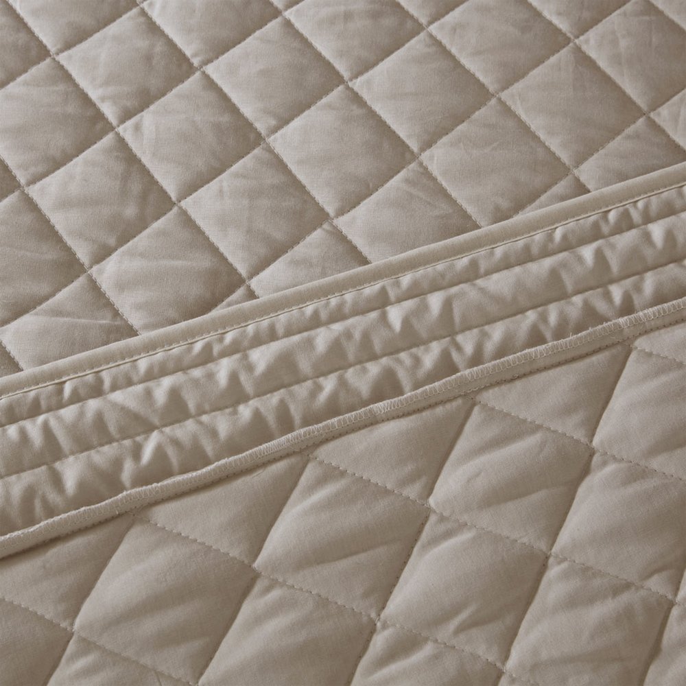 4 Piece Cotton Reversible Tailored  Bedspread  Set. Picture 2