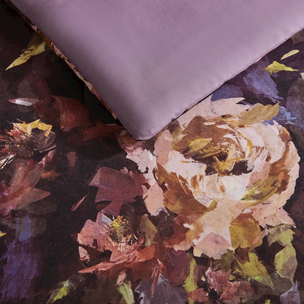 Seraphina velvet comforter set. Picture 2