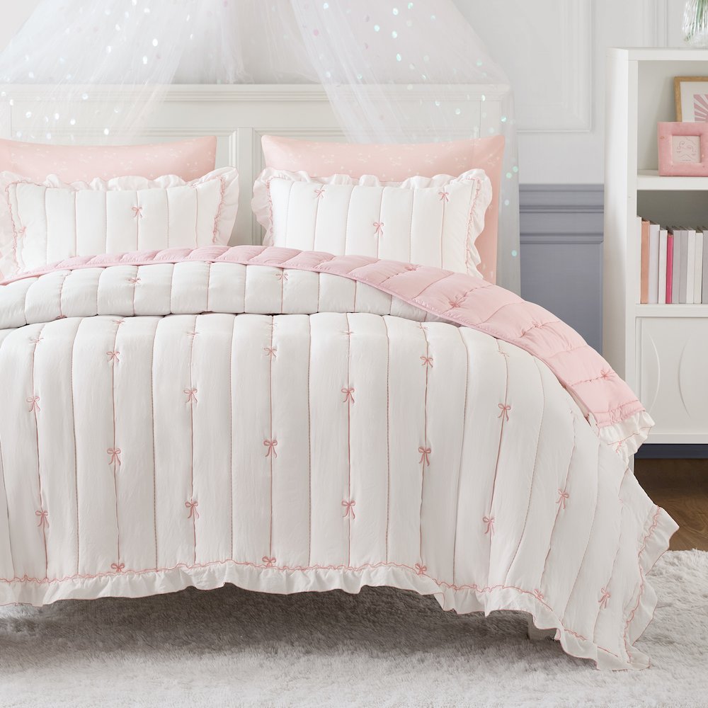 Liv Quilt Set. Picture 1