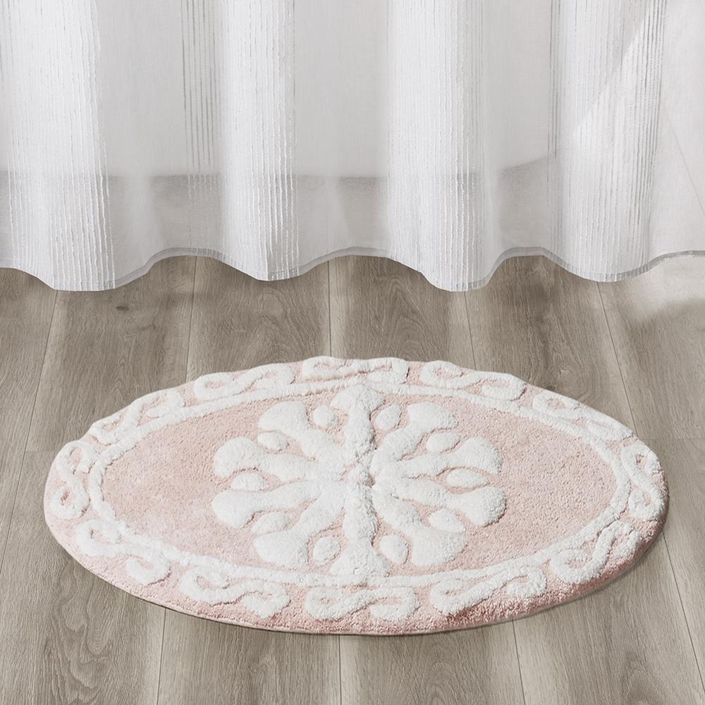 Medallion Cotton Tufted Bath Rug. Picture 1