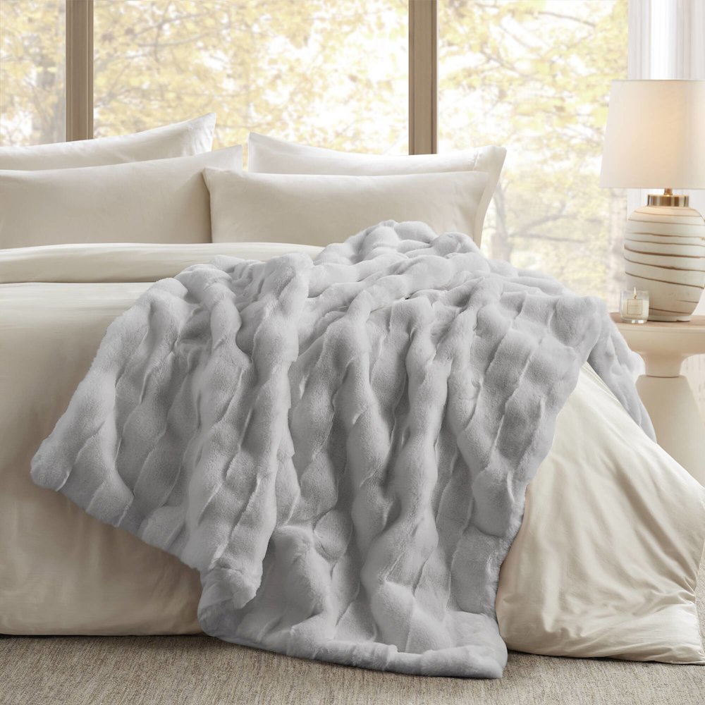 Vivienne Faux Fur Throw, Light Grey color. Picture 1