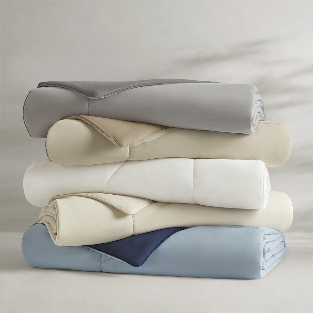 Cooling Reversible Tencel Comforter Blanket, Blue color. Picture 3