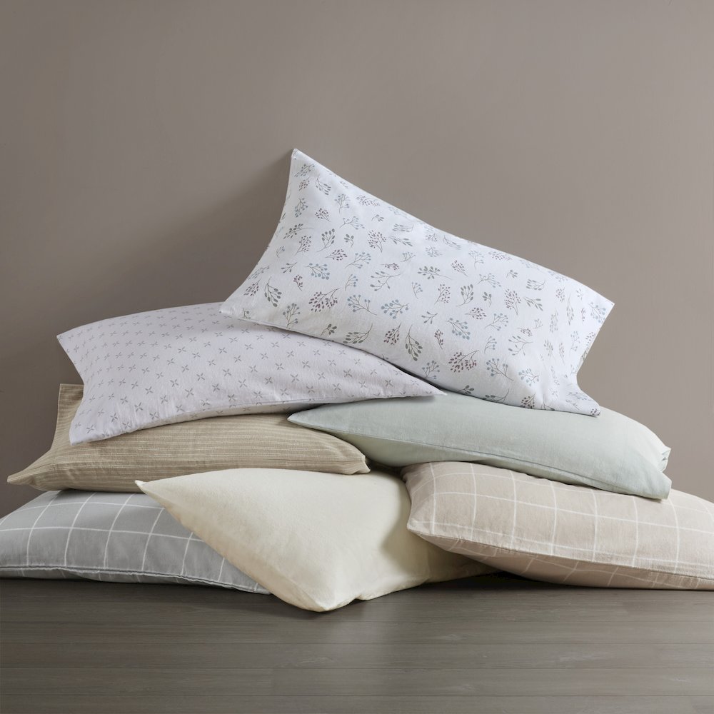 Cozy Flannel 100% Cotton Flannel Printed Sheet Set, Grey Windowpane color. Picture 5