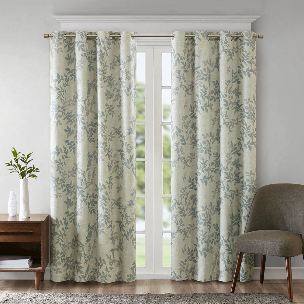 Printed Botanical Blackout Curtain Panel. Picture 4