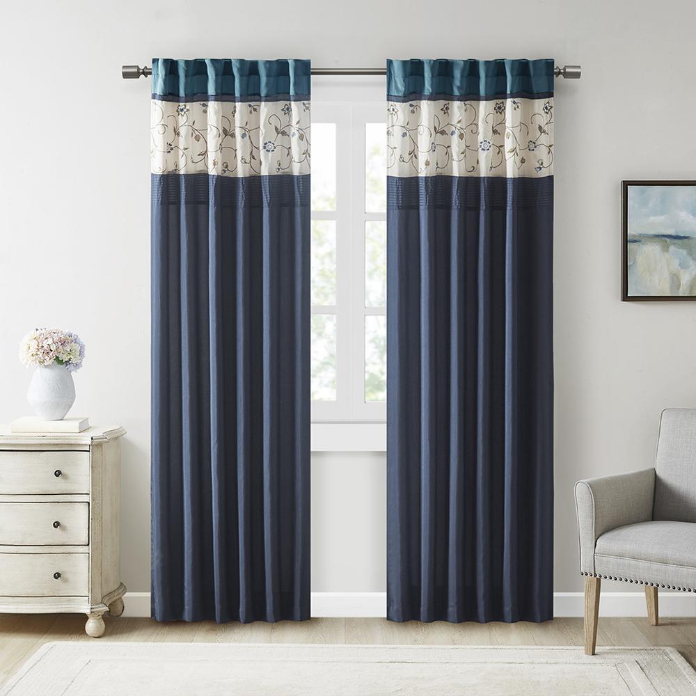 Embroidered Curtain Panel. Picture 4