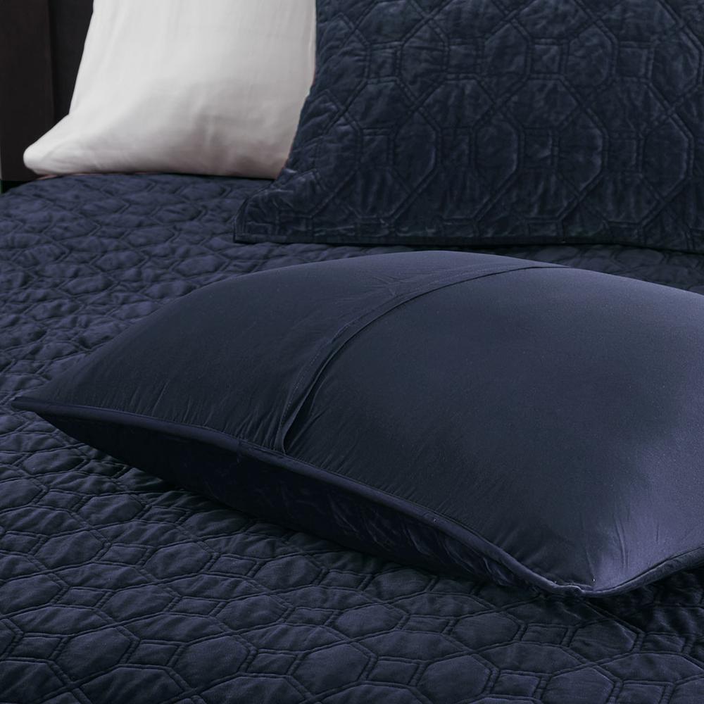Harper 3 Piece Velvet Quilt Set, Navy color. Picture 3