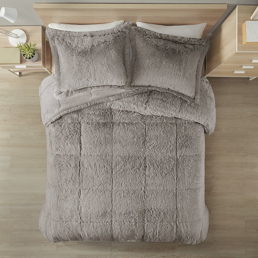 Shaggy Long Fur Comforter Mini Set. Picture 3
