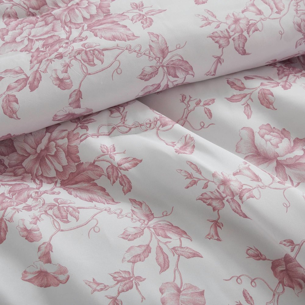 5 Pieces Comforter Set with Decorative Pillows. Picture 4