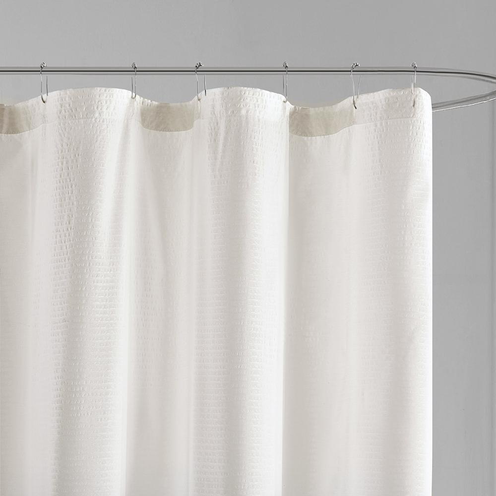 Ombre Printed Seersucker Shower Curtain. Picture 2