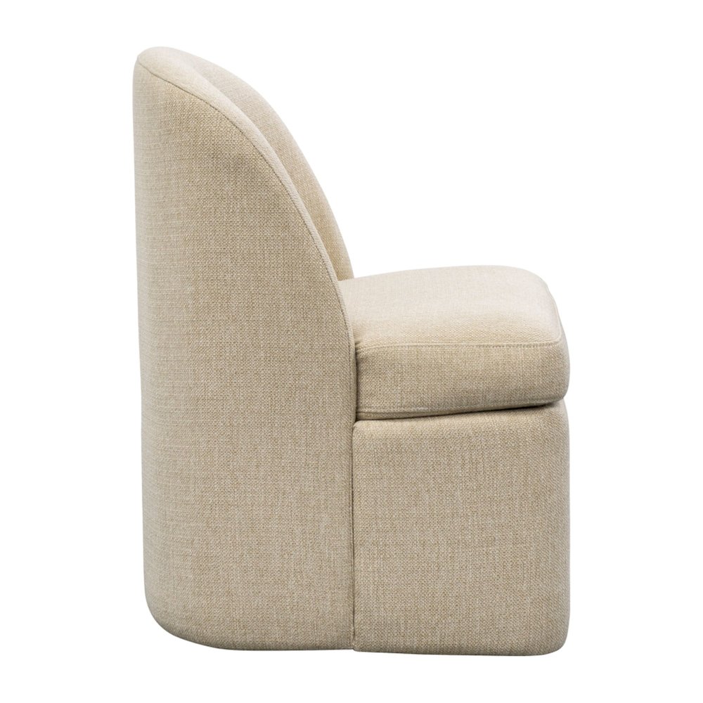 Lyra Dining Chair with castors. Picture 3